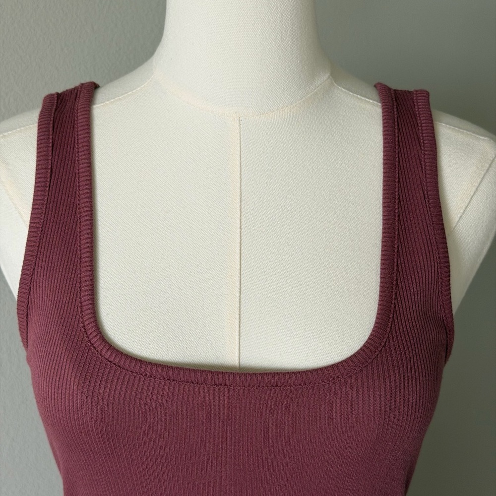 Treasure & Bond Sleeveless Stretch Midi Dress in Mauve - Picture 3 of 8